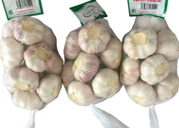 china origin factory supplier wholesale fresh garlic for export white red color 4.5-5.0-5.5-6.0cm up packed in mesh bags or cartons